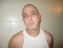 レア皿Thee Suspect In Full Jail Issue Two men accused of assault that sent victim to hospital